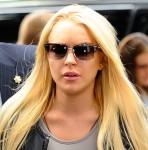 2010__08__Lindsay_Lohan_Aug24newsnea1 148×150.jpg