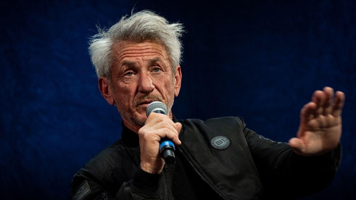 Image of The actor said ceremonies caused him social discomfort.