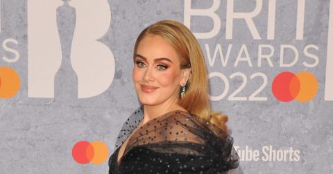 adele twerking watch