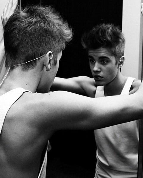 Ok 030113 news justin bieber mirror_ _1.jpg