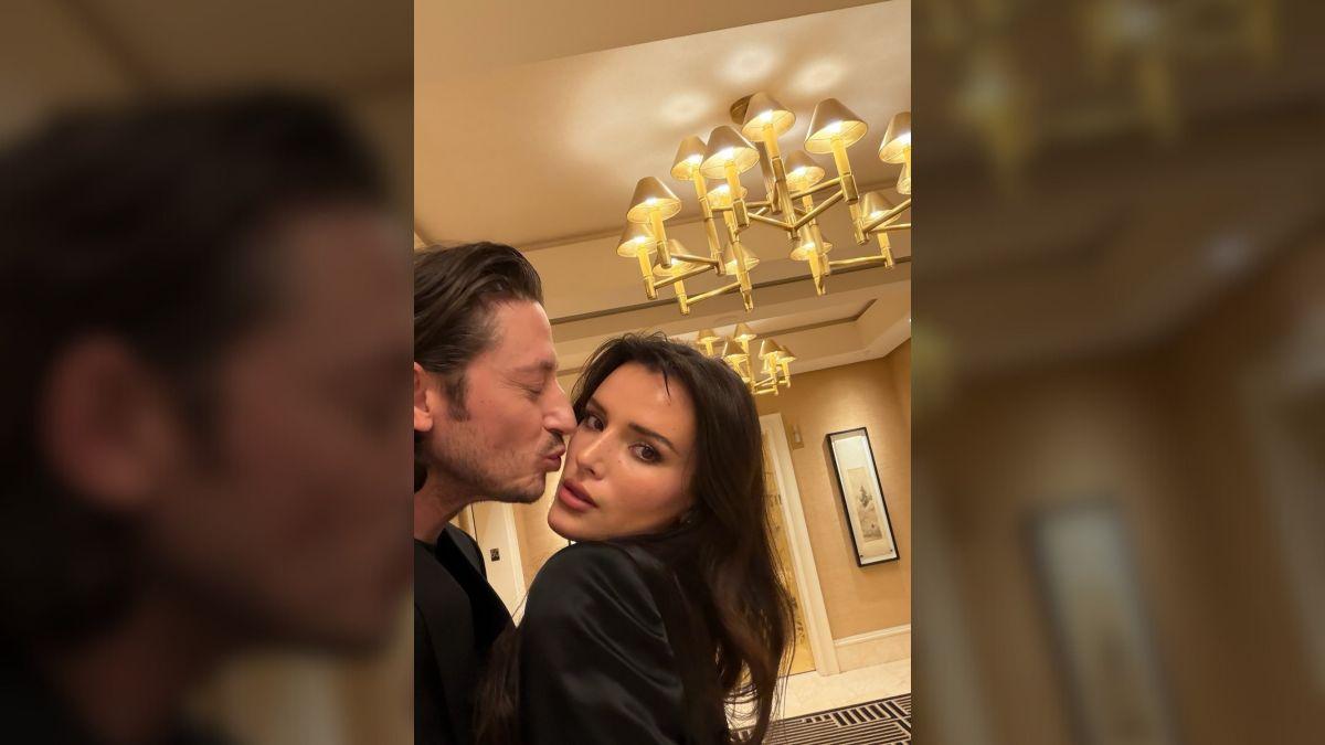 Photo of Bella Thorne and Mark Emms first met in August 2022.