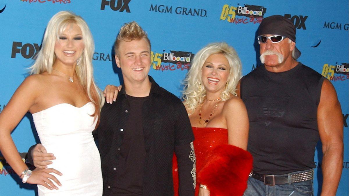 Image of Hulk Hogan shared daughter Brooke and son Nick with his first wife, Linda.