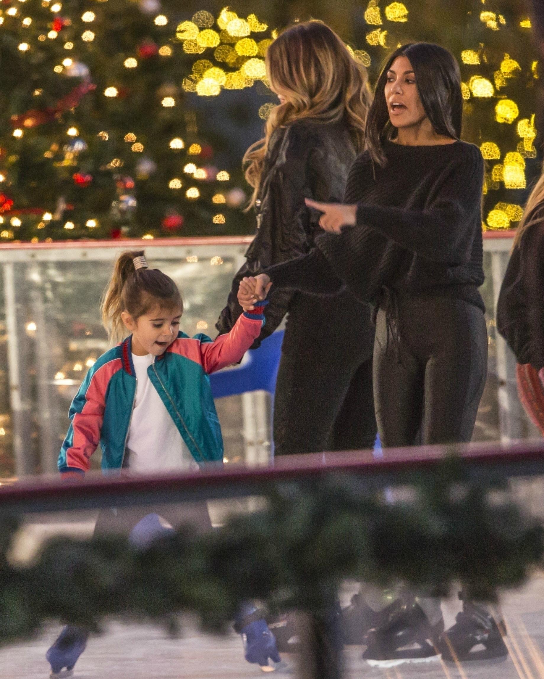 Kourtney Kardashian Kendall Jenner Ice Skating Penelope Reign Pics 07