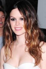 2010__08__rachel_bilson_b 150×224.jpg