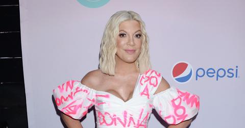 tori spelling breast implant revision new show
