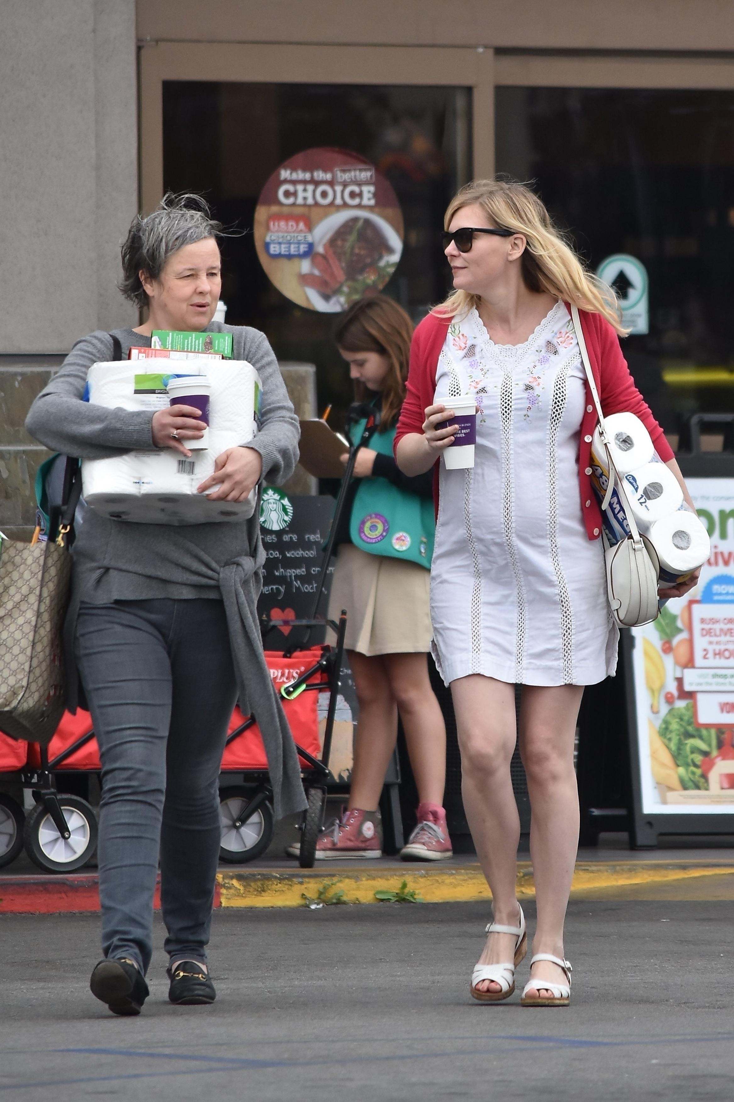 Kirsten dunst pregnancy