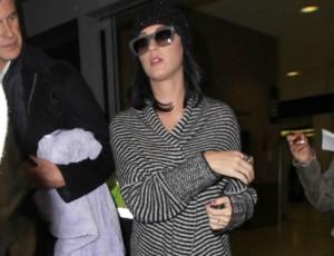 2010__08__Katy_Perry_Aug10_M 300&#215;230.jpg