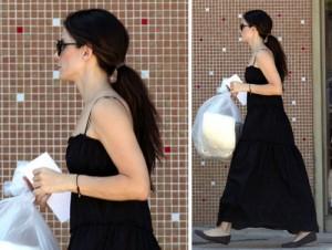 2010__08__Sandra_Bullock_Aug23_79a 300×226.jpg