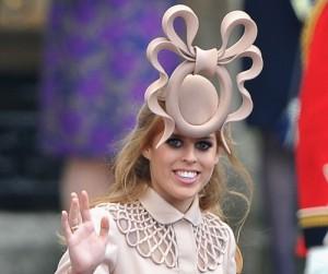 2011__05__Princess_Beatrice_Hat_May19news 300×298.jpg