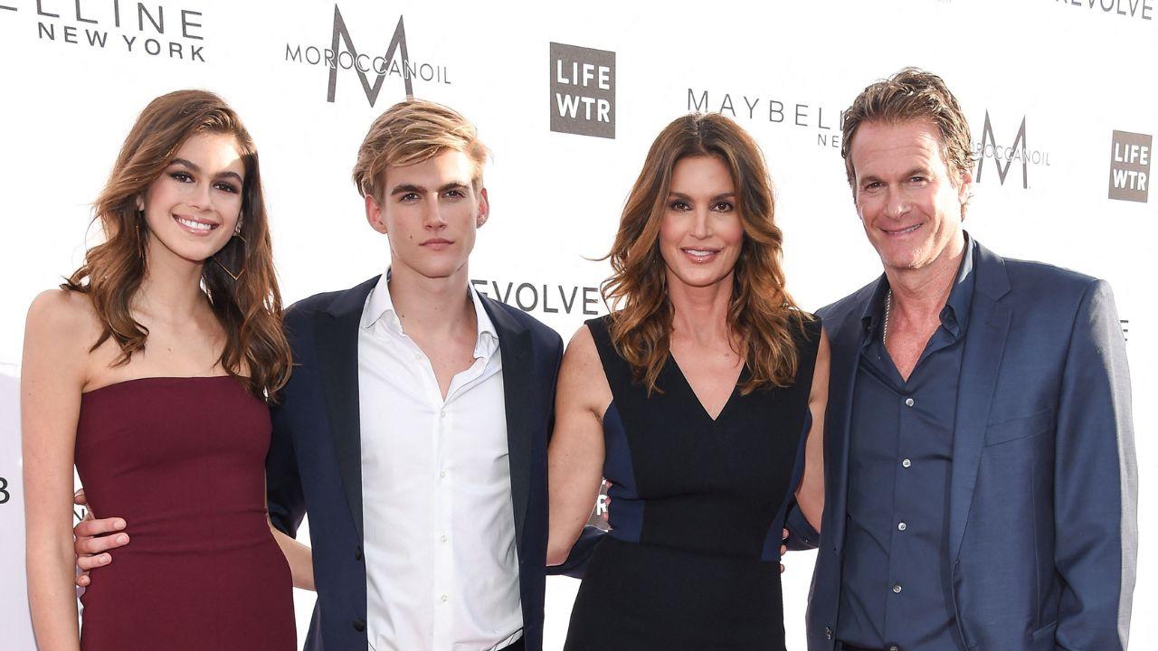 image of Sources described Cindy Crawford, Rande Gerber and Kaia Gerber as a close-knit family.