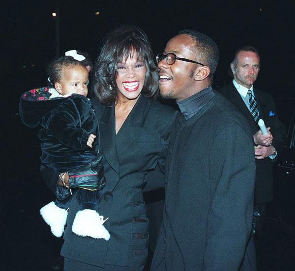 Bobbi kristina brown completely unresponsive cannont communicate 02