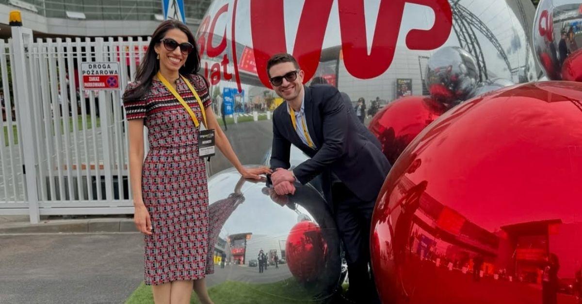Photo of Alex Soros and Huma Abedin