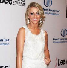 2010__02__julianne_hough_feb26news 224×225.jpg