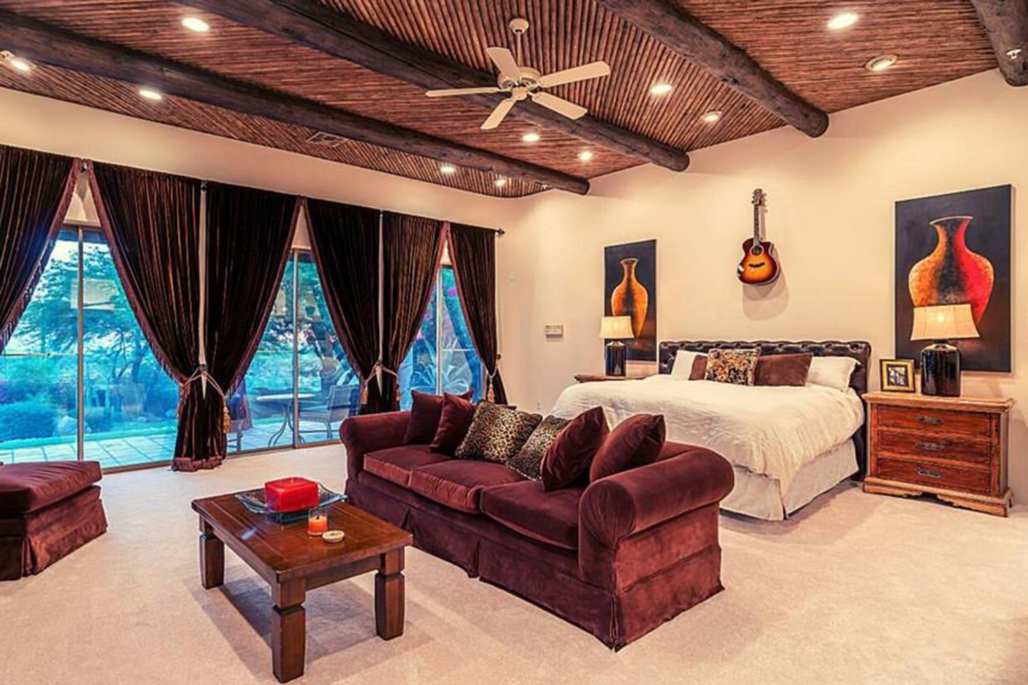 bret michaels arizona bedroom