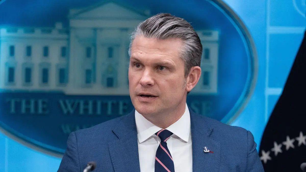 Photo of 'You started out nicely,' Pete Hegseth scolded the reporter of his question.