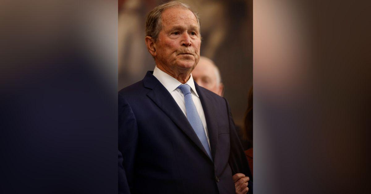 Image of George W. Bush is fond of Michelle Obama.