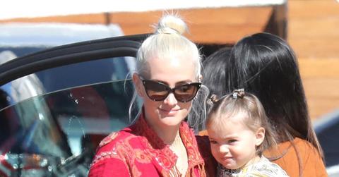 *EXCLUSIVE* Ashlee Simpson enjoys lunch at Nobu with her family