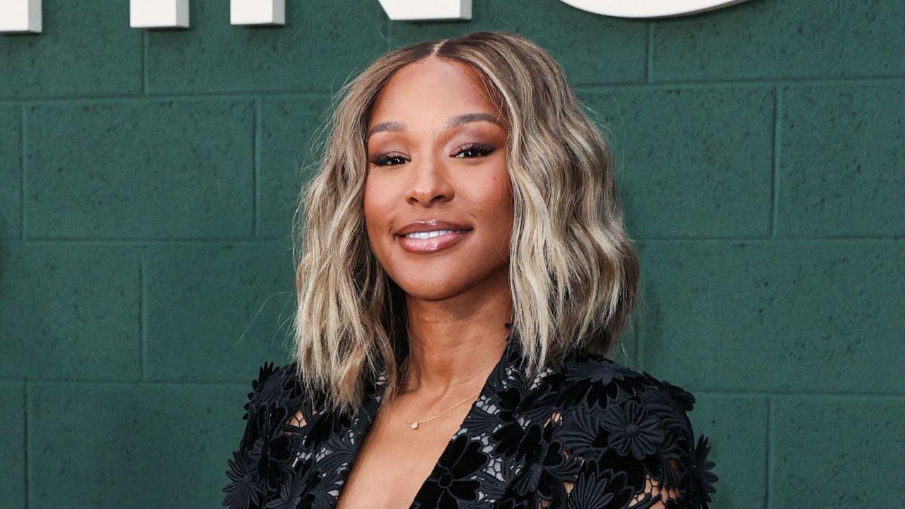 who is lebron james wife savannah james