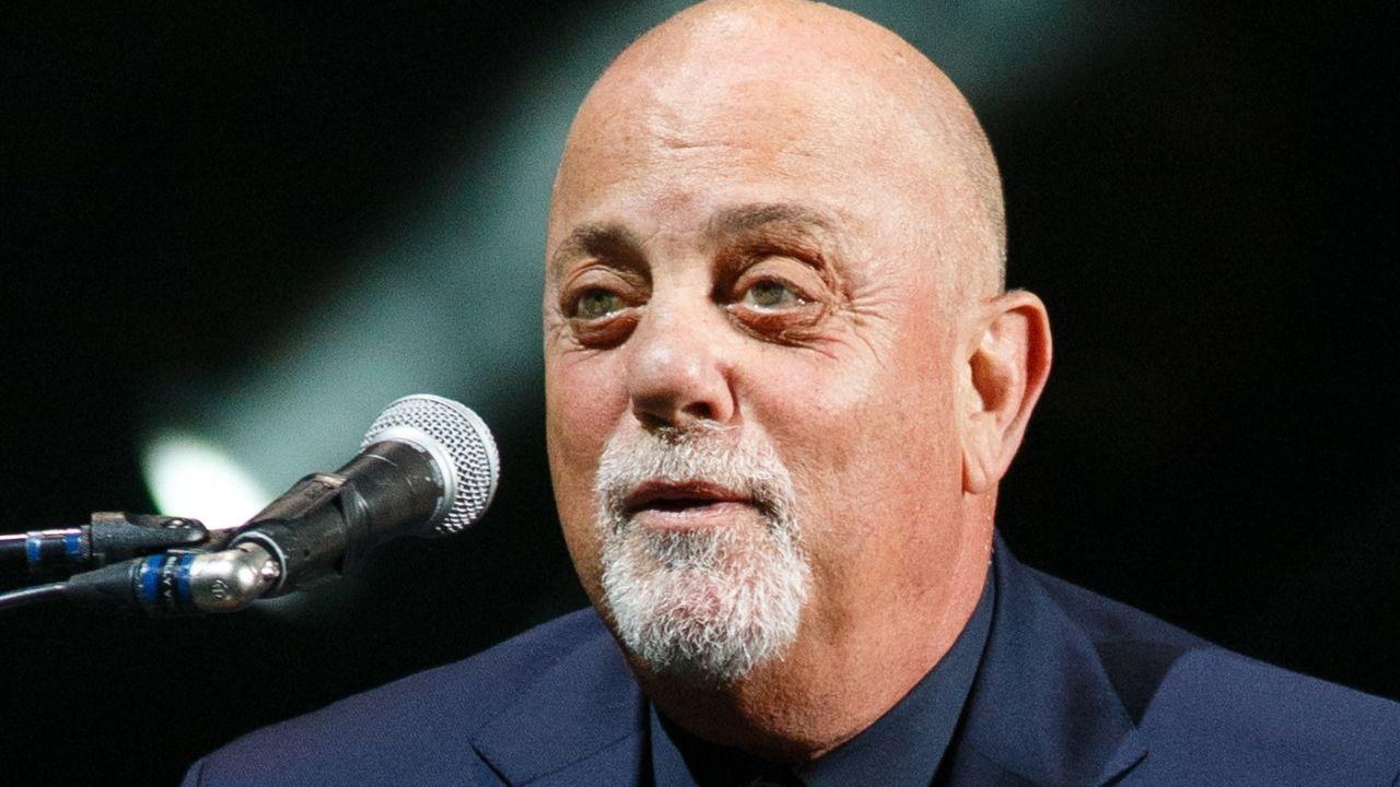Image of Billy Joel. 