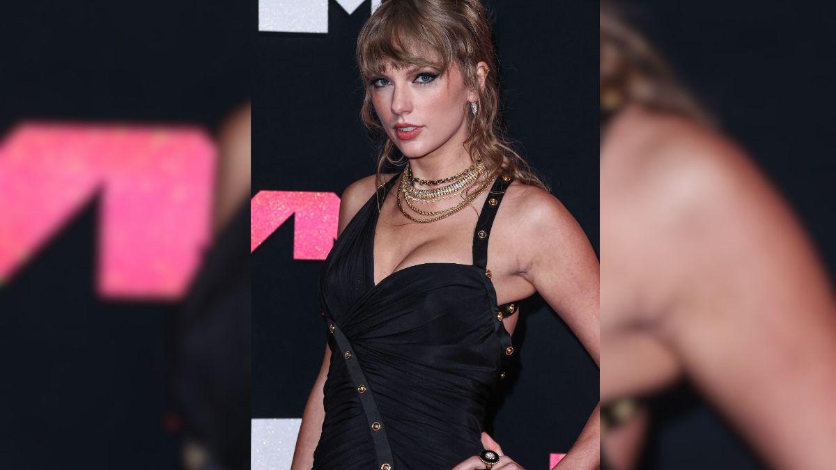 Image of Taylor Swift and Travis Kelce reportedly rented Madison Square Garden for their rumored wedding.