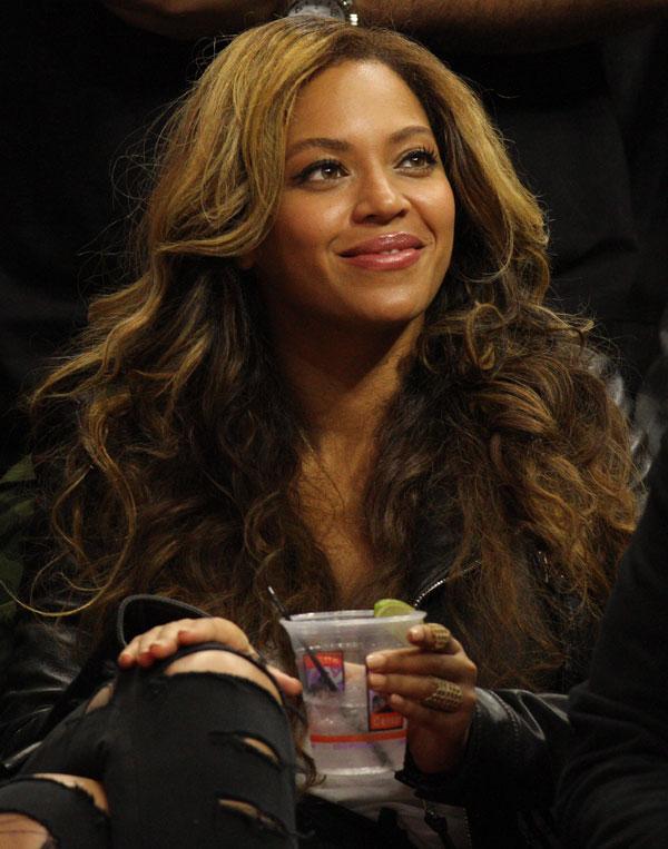 Beyonce Knocks Pregnancy Rumors