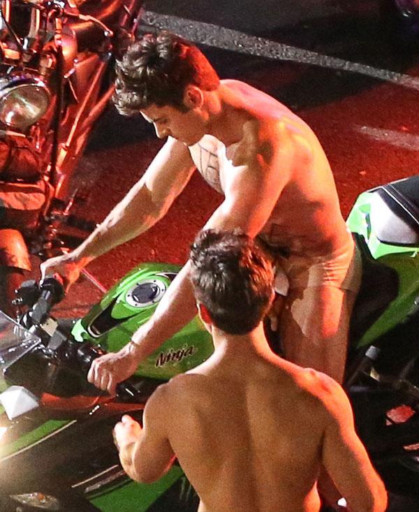 Zac efron naked on set 03