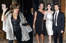 2010__01__Tina_Turner_Jan26_main 225×148.jpg