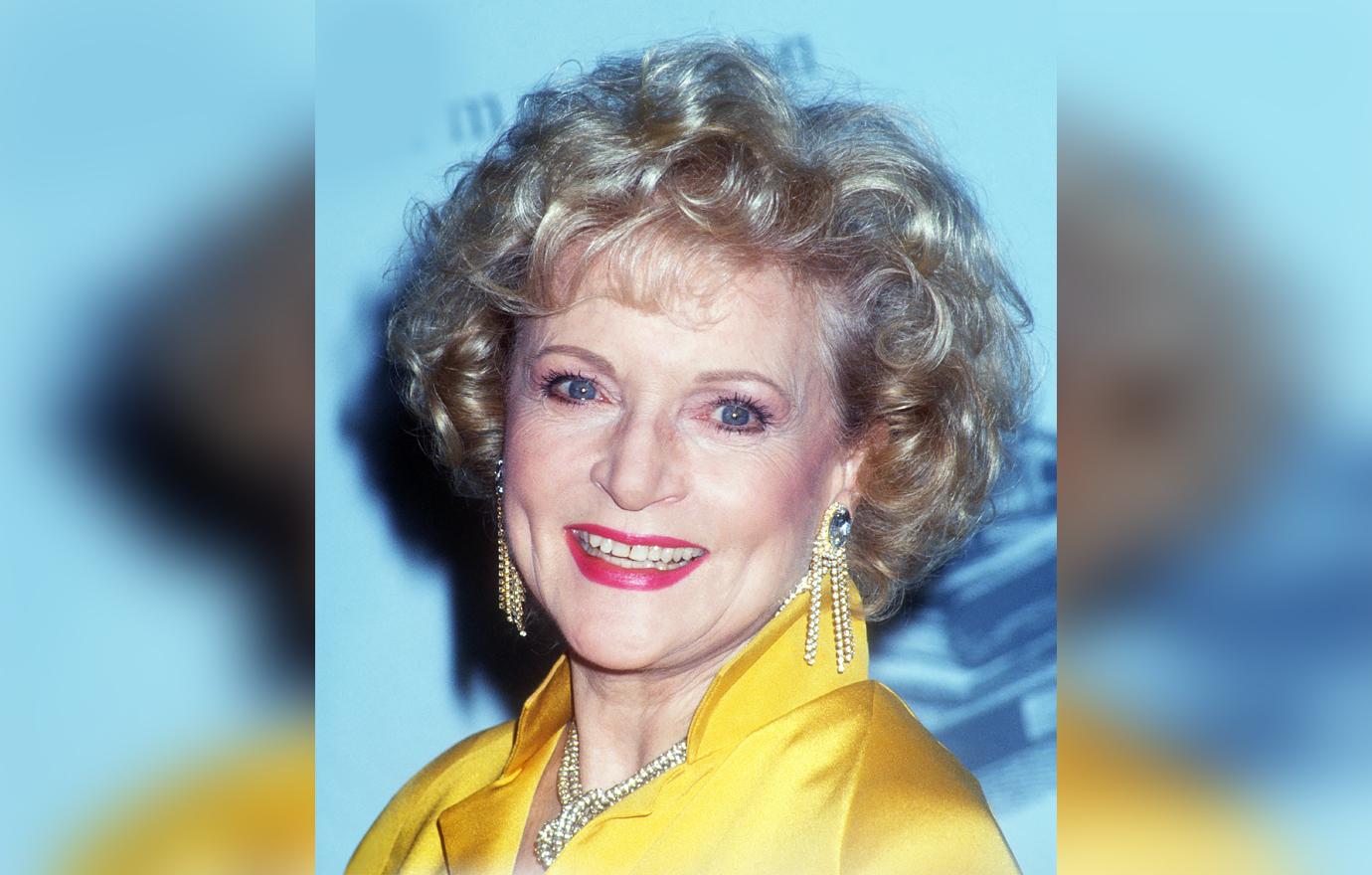 betty white dead  ok