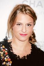 2010__01__OKmagazine_style_charlotte ronson 150×225.jpg