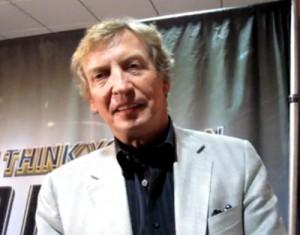 2011__04__Nigel_Lythgoe_April11news 300×235.jpg