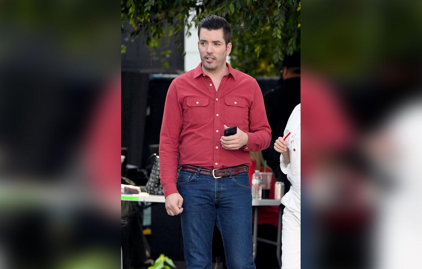 EXCLUSIVE: Property brothers Drew and Jonathan Scott are seen filming at the Brady Bunch house in Studio City