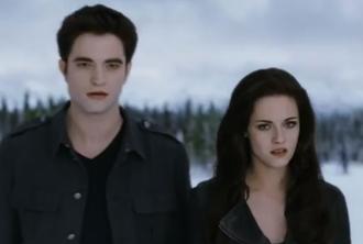 Robert pattinson kristen stewart june18 breaking dawn part two.jpg