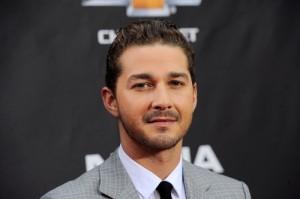 2011__06__Shia_LaBeouf_June30newsnea 300×199.jpg