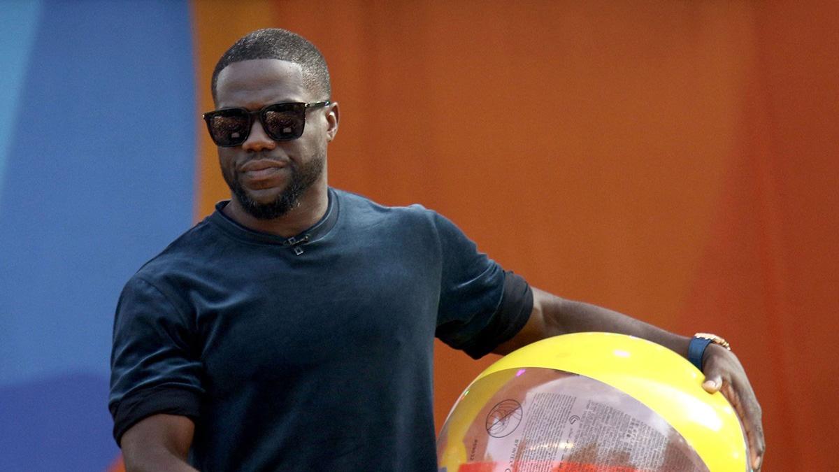 Image of Kevin Hart has previously criticized Donald Trump's agenda.