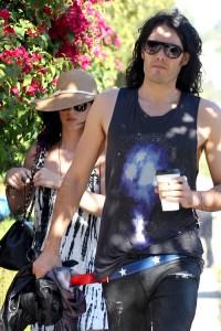 2010__09__Katy_Perry_Russell_Brand_Sept17newsne 200&#215;300.jpg