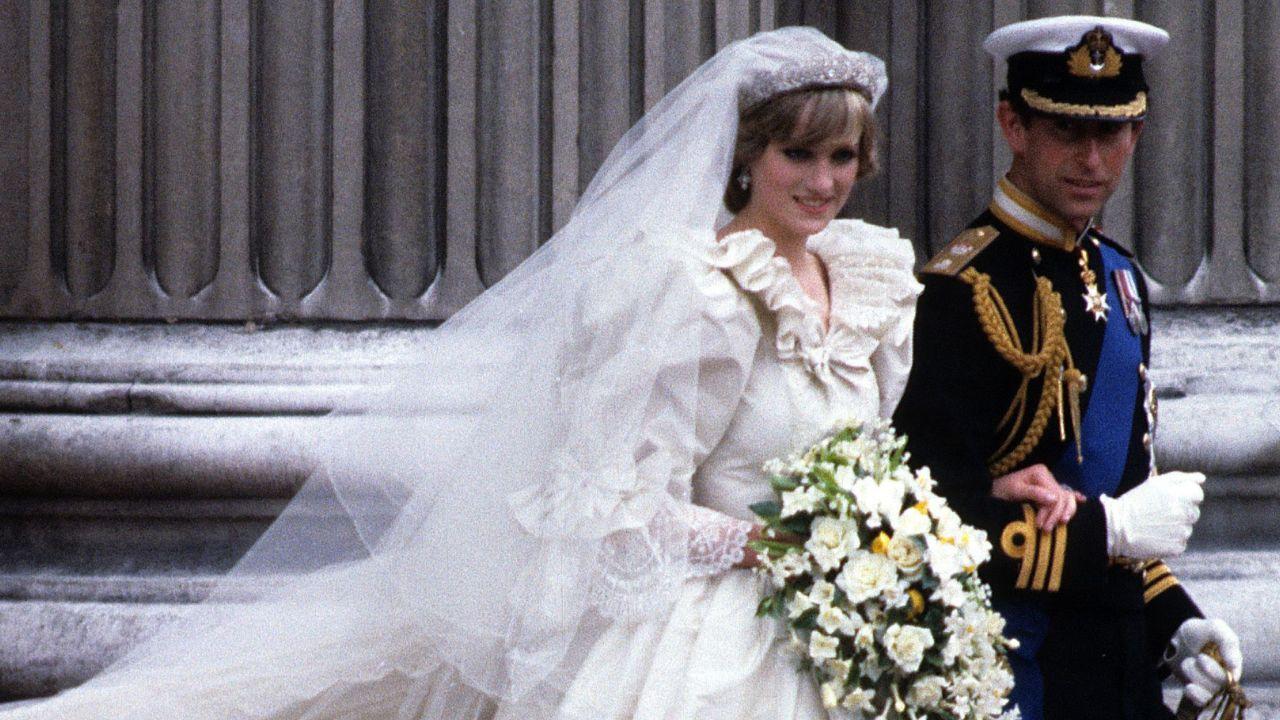 image of royal family 