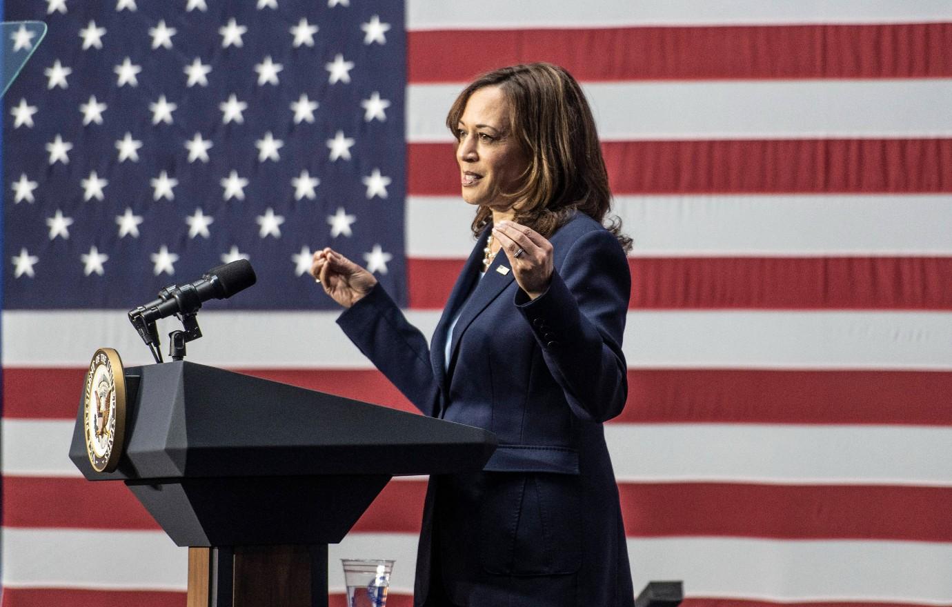 kamala harris joe biden white house mocked