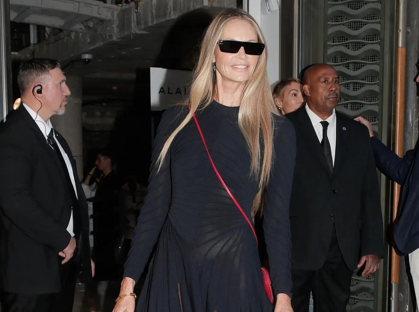 elle macpherson hangs up radio show interview australian politics