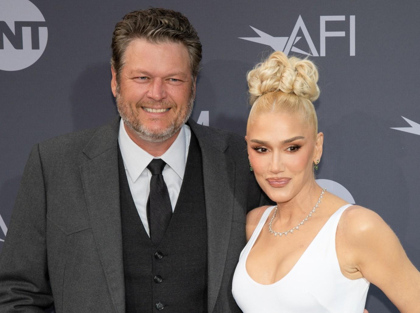 gwen stefani furious blake shelton wont agree film reality show