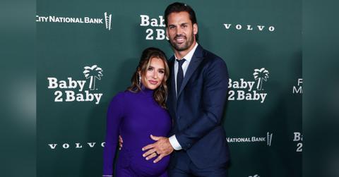 pregnant jessie james decker hints baby no boy photos