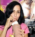 2011__06__Octomom_Jan14 143&#215;150.jpg