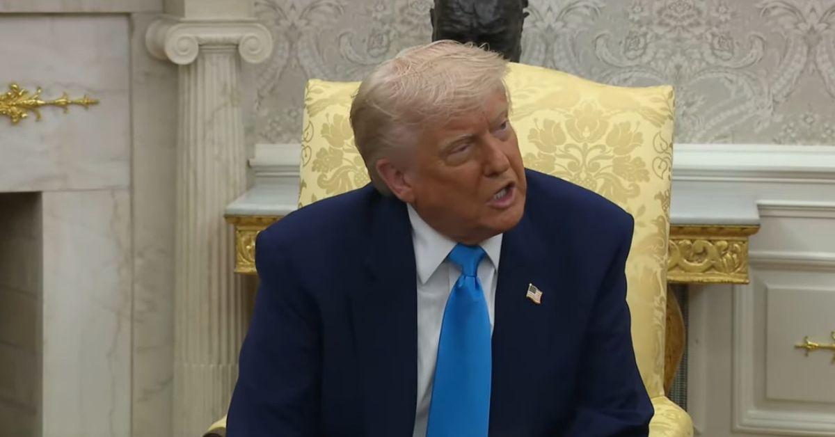 donald trump forced calm down south african president video on genocide