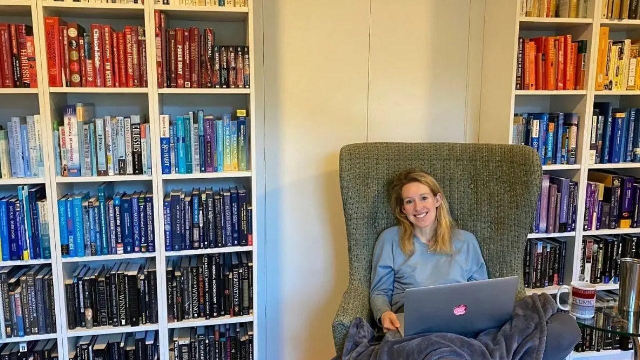 image of Seyfried carefully concealed her major involvement in Fielder's project.