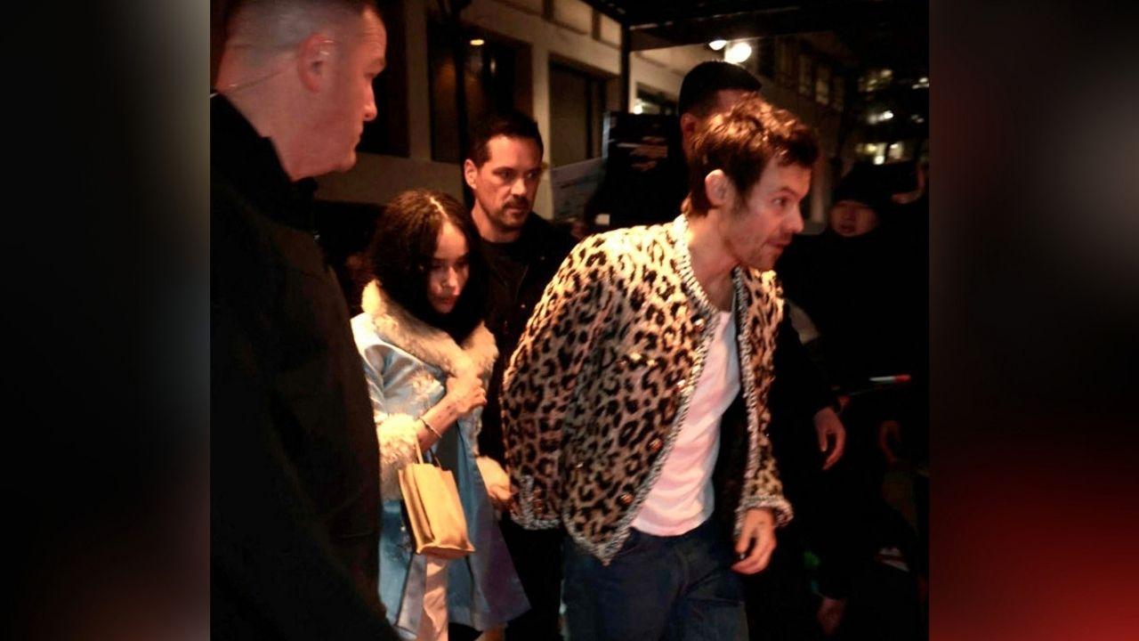 image of Harry Styles and Zoë Kravitz are reportedly planning a relaxed wedding that will prioritize loved ones and live music.