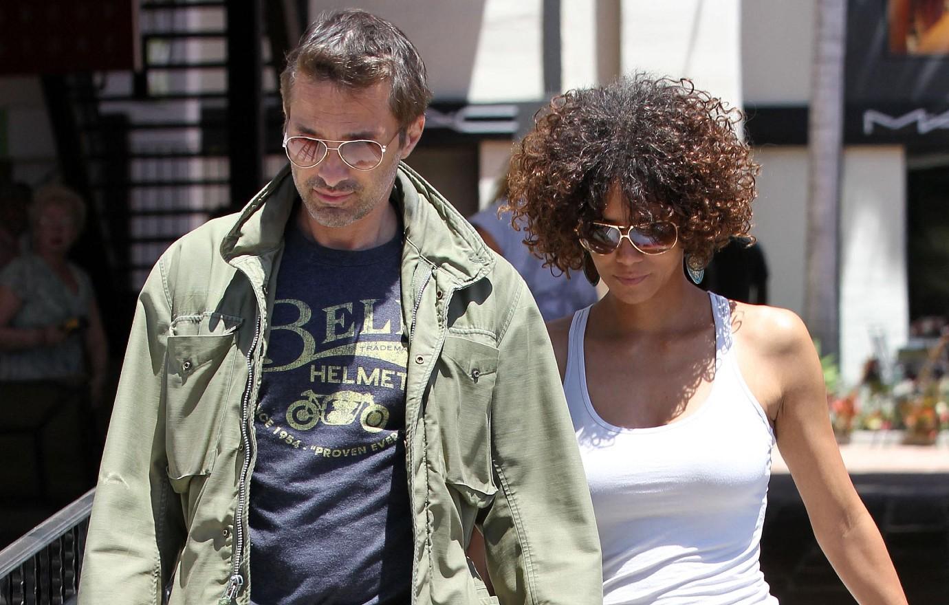 halle berry and ex husband olivier martinez to attend co parenting therapy