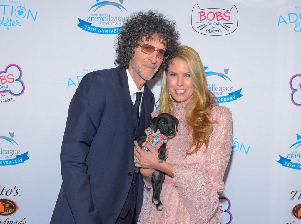 Howard Stern Admits Pal Jerry Seinfeld's Diss Was 'Weird' Howard Stern Admits Pal Jerry Seinfeld's Diss Was 'Weird'