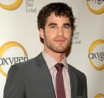 2011__04__Darren_Criss_April8 150&#215;142.jpg