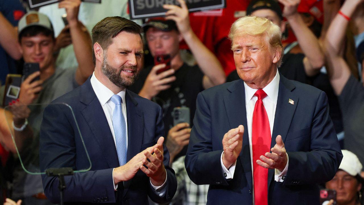 Photo of Watson called for both Trump and J.D. Vance's impeachment.