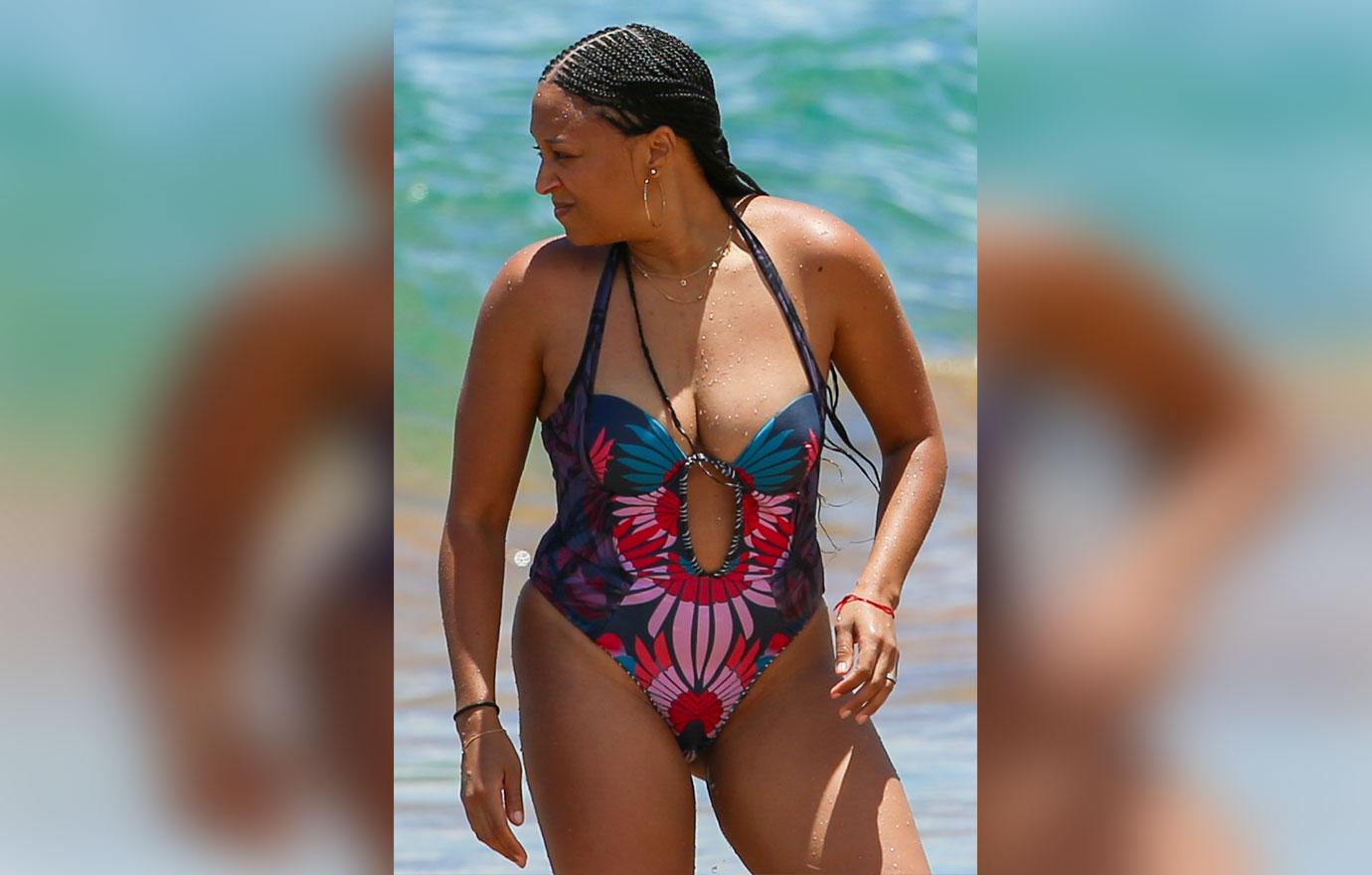 Tia Mowry Responds To Photoshopped Bikinis Pics