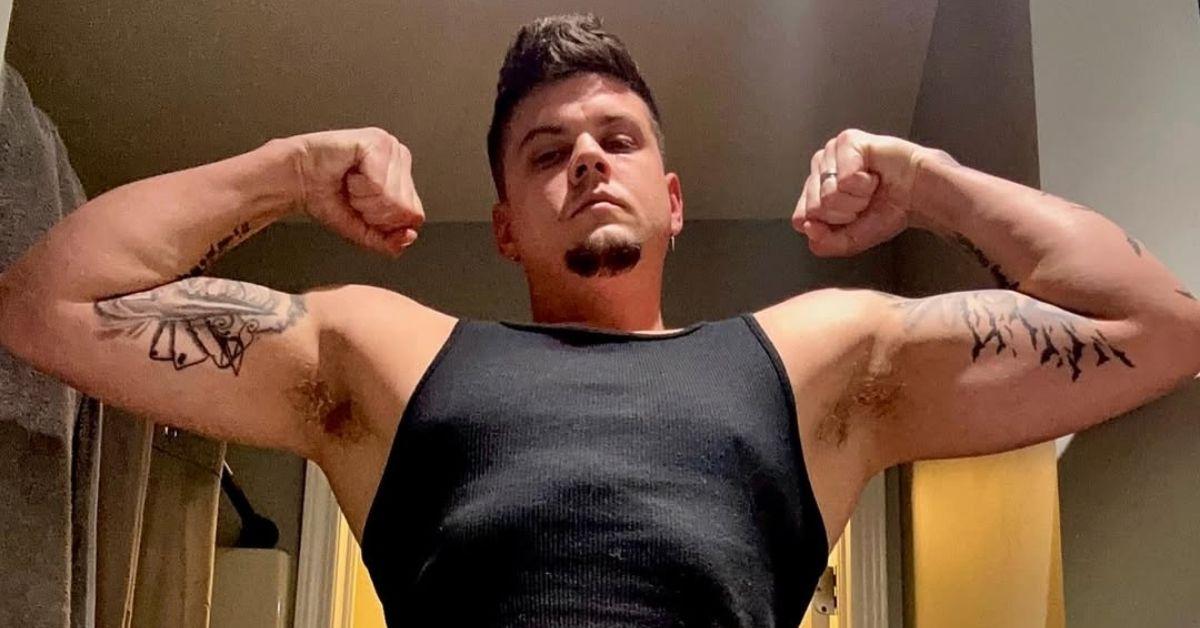Photo of Fans thirsted over Tyler Baltierra's Superman costume.
